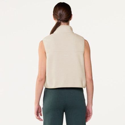 Vuori Alpine Vest - Women's 4