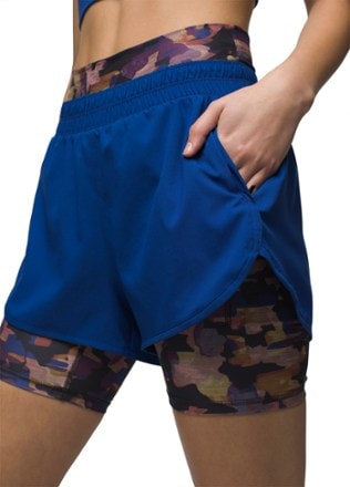 prAna Peak To Pavement Shorts - Women's 4