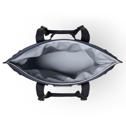 YETI Hopper M30 2.0 Soft Cooler 6