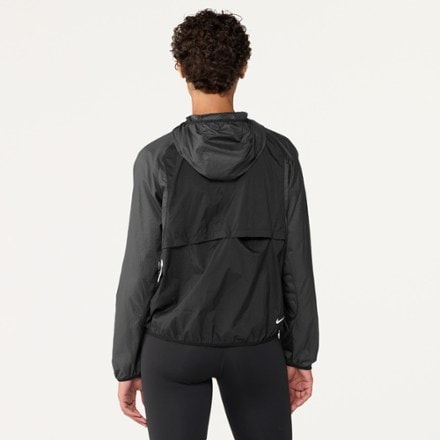 Nike ACG UV Aireez Jacket - Women's 4
