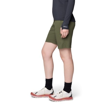 Mountain Hardwear Dynama Bermuda Shorts - Women's 4