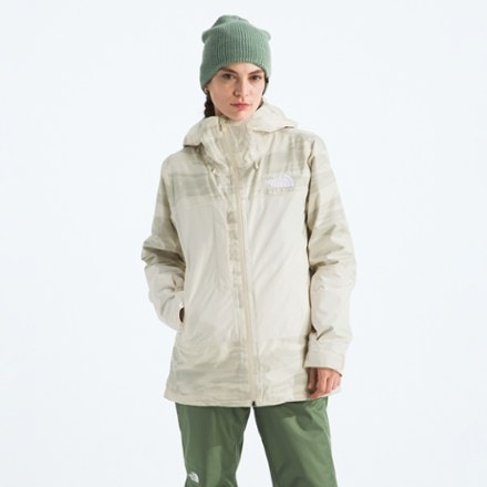 The North Face ThermoBall Snow Triclimate 3-in-1 Jacket - Women's 1