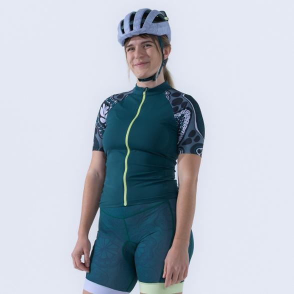 On Body Image of color Spruce Roots