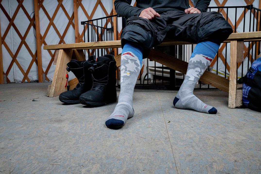 Location Image for Heady Yeti Over-The-Calf Midweight Ski and Snowboard Socks - Men's
