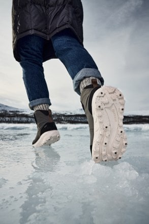 ICEBUG Alne BUGrip Boots - Women's 7