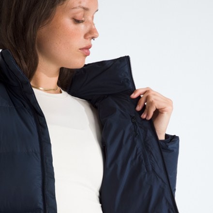 The North Face Hydrenalite City Down Hooded Parka - Women's 5