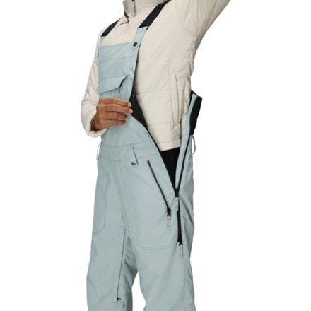 686 Black Magic Bib Snow Pants - Women's 4