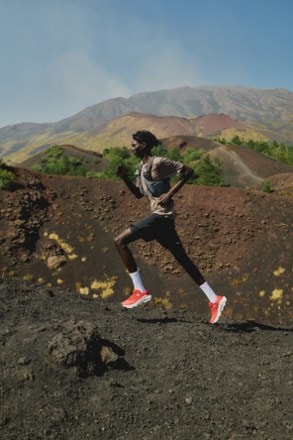 Location Image for Ultra Glide 4 Trail-Running Shoes - Men's