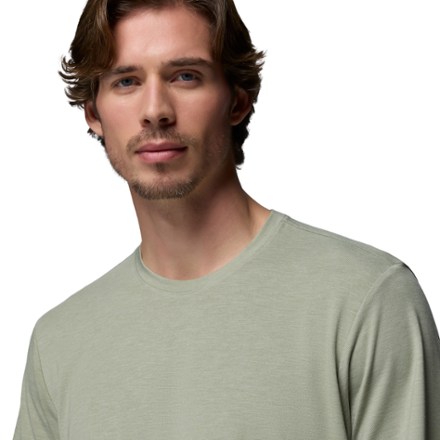 Columbia Soft Stretch T-Shirt - Men's 4