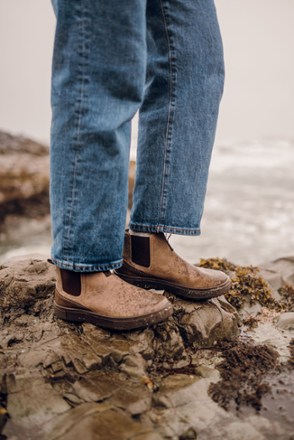 Forsake Lucie Chelsea Boots - Women's 7