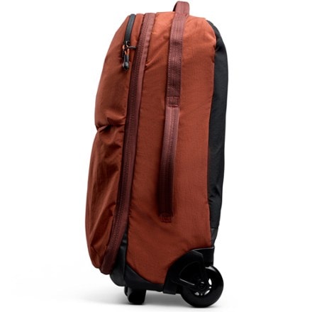 Bellroy Lite Carry-On 3
