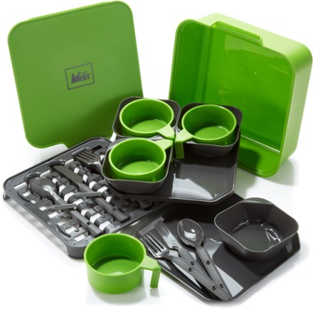 plastic dishes for camping