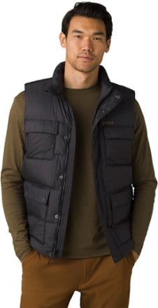 Men's Outdoor Vests: Lightweight 