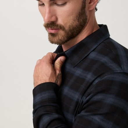 Vuori Midweight Long-Sleeve Flannel Button-Down Shirt - Men's 4