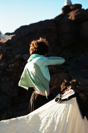 Location Image for Merino Blend 200 RealFleece Descender Long-Sleeve Zip Hoodie - Women's