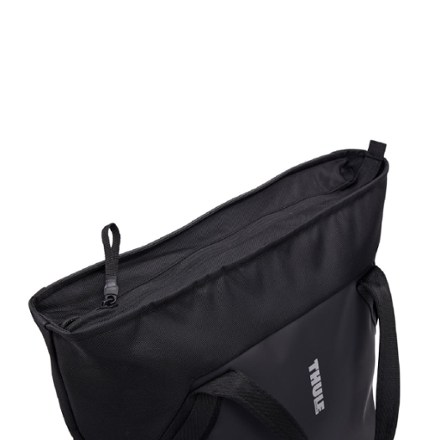 Thule Chasm 25 L Shopping Tote 6