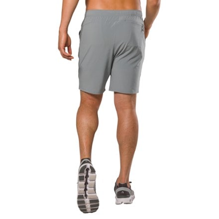Nathan Essential 9" Shorts 2.0 - Men's 1