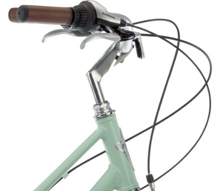 Electra Loft 7D Step-Thru Bike 6