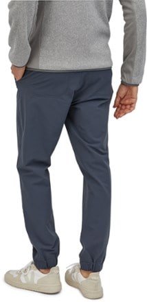 Patagonia Skyline Traveler Pants - Men's 2