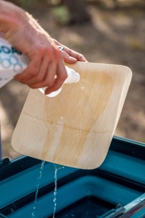 Adventure Ready Just Add Water Dishwashing Kit 7
