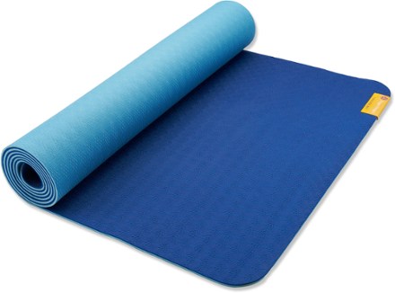 Preorder! Ultralight 4.0 Folding Travel Yoga Mat, Raven