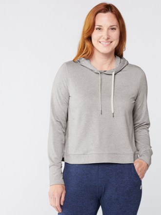 Vuori Halo Essential Hoodie - Women's 1
