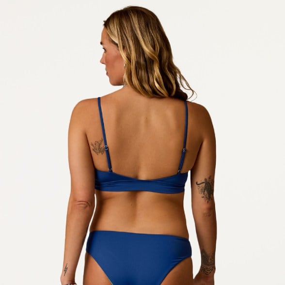 On Body Image of color Setsail