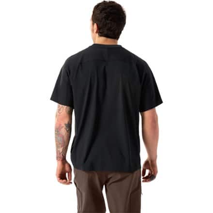 Arc'teryx Konseal Pocket T-Shirt - Men's 2