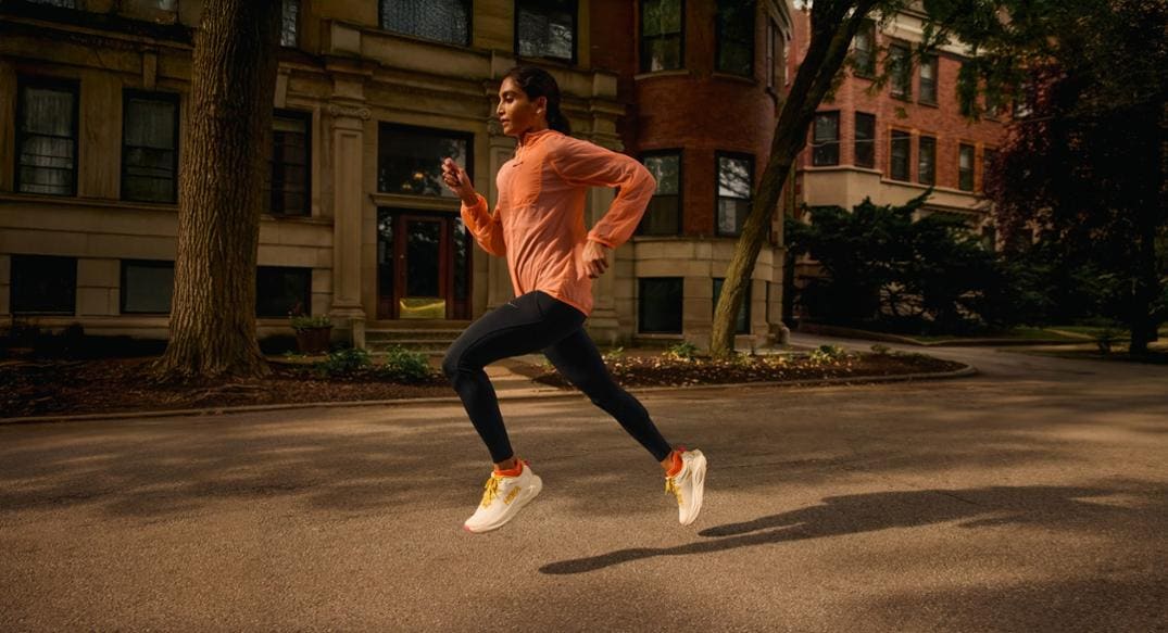 Location Image for Gaviota 6 Road-Running Shoes - Women's