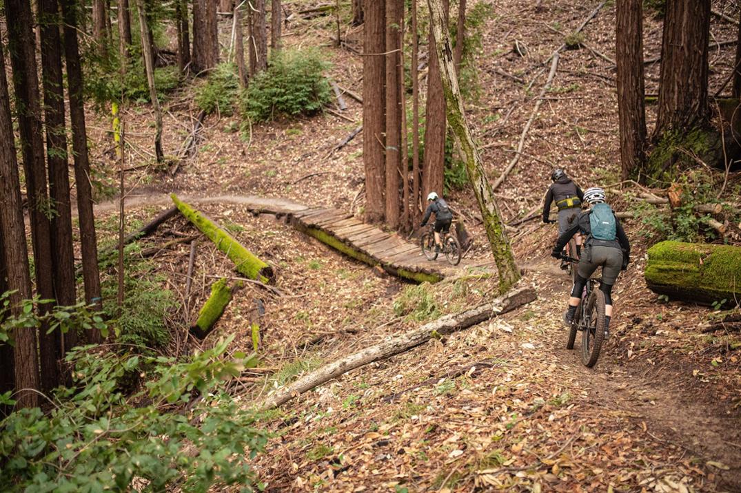 Location Image for M.U.L.E. Hydration Pack - Women's