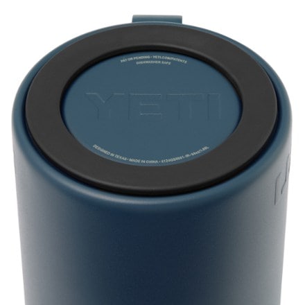 YETI Rambler Pitcher 5