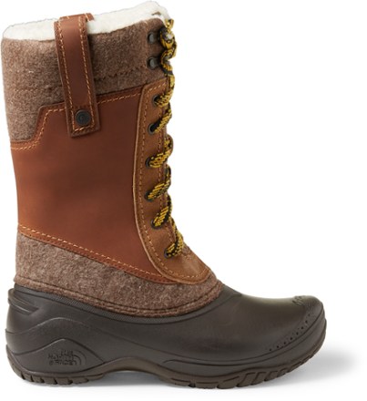 the north face women's shellista waterproof winter boots