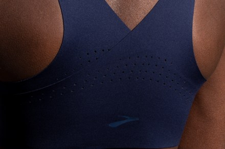 Brooks Dare Zip Bra 4