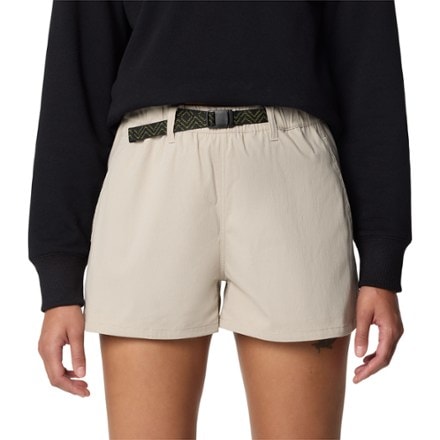 Mountain Hardwear Rockrydge 3" Shorts - Women's 5