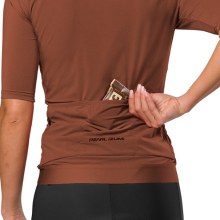 PEARL iZUMi Expedition Cycling Jersey - Women's 7