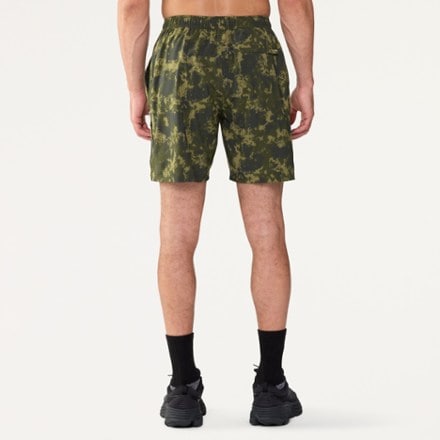Vuori Banks Session Unlined 7" Shorts - Men's 2