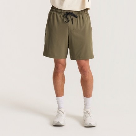 Roark Serrano 7" Shorts - Men's 0