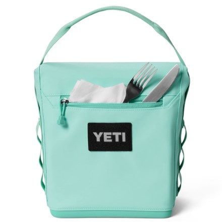 YETI Daytrip 6 L Lunch Bag 4