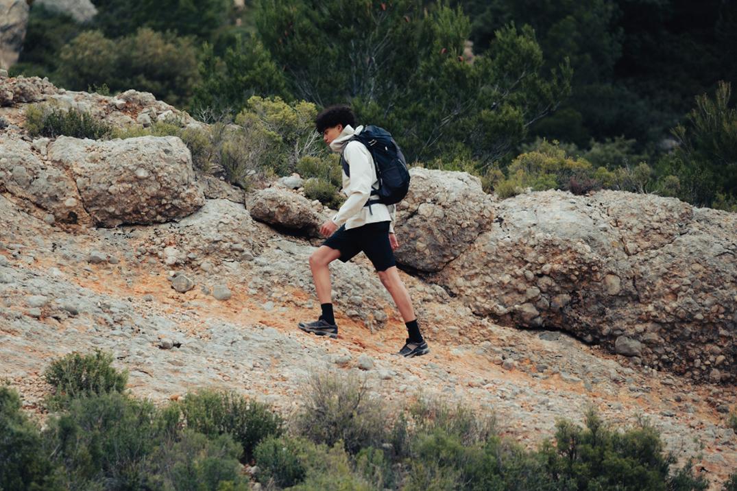 Location Image for X Ultra 5 GORE-TEX Low Hiking Shoes - Men's