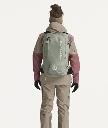 Ortovox Haute Route 30 Snow Pack - Women's 5