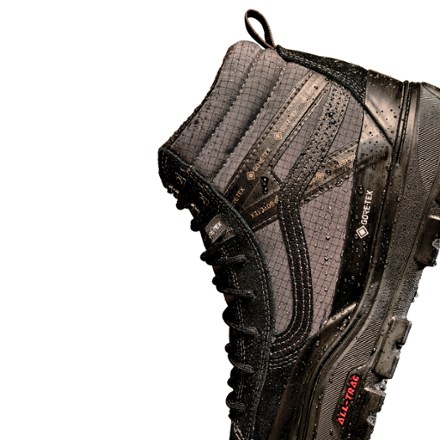 Vans Sk8-Hi GORE-TEX Insulated Shoes - Men's 10