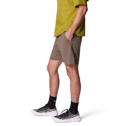 Mountain Hardwear Peak Rambler 7" Shorts - Men's 4