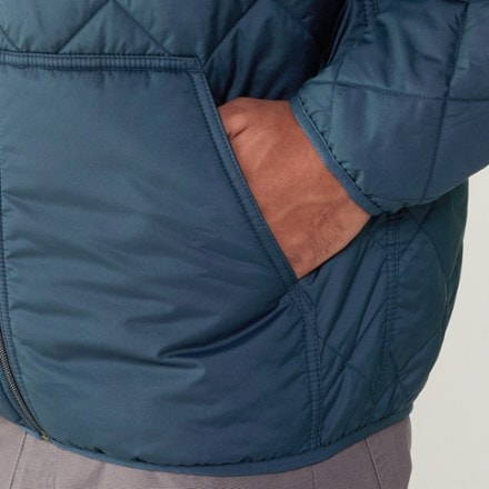 Patagonia Diamond Quilted Insulated Bomber Hoody - Men's 5