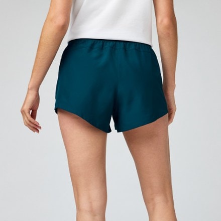 Brooks Dash Shorts - Women's 1