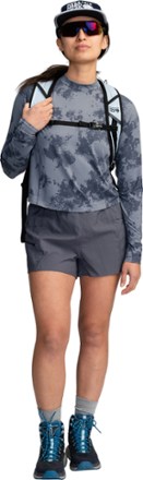 Mountain Hardwear Crater Lake Long Sleeve Crop Top - Women's 2