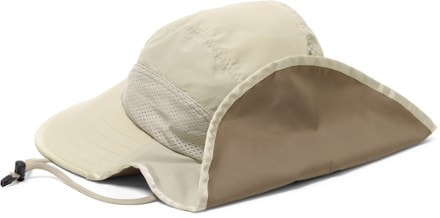 Sunday Afternoons Adventure Hat 1