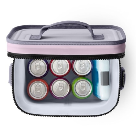 YETI Hopper Flip 8 Soft Cooler 6
