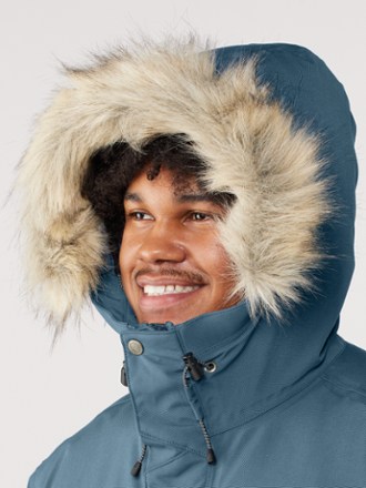 Fjallraven Nuuk Insulated Parka - Men's 10