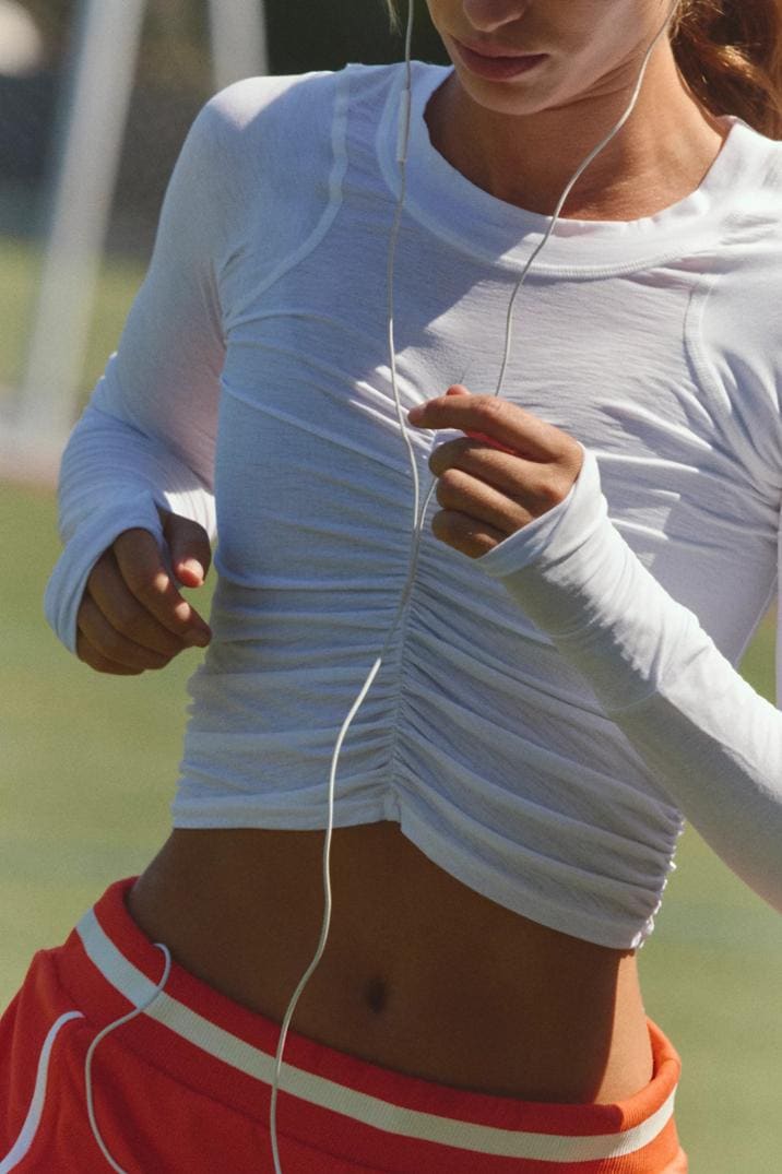 Location Image for Tempo Ruched Long-Sleeve Shirt - Women's