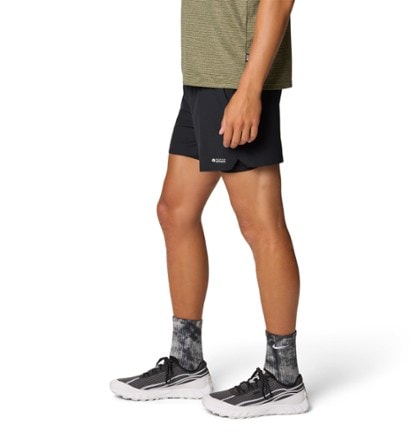 Mountain Hardwear Shade Lite 7" Shorts - Men's 3